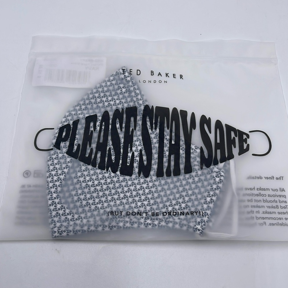 TED BAKER LONDON Reversible Reusable FACE MASK 
NWT 
OS - Picture 2 of 16